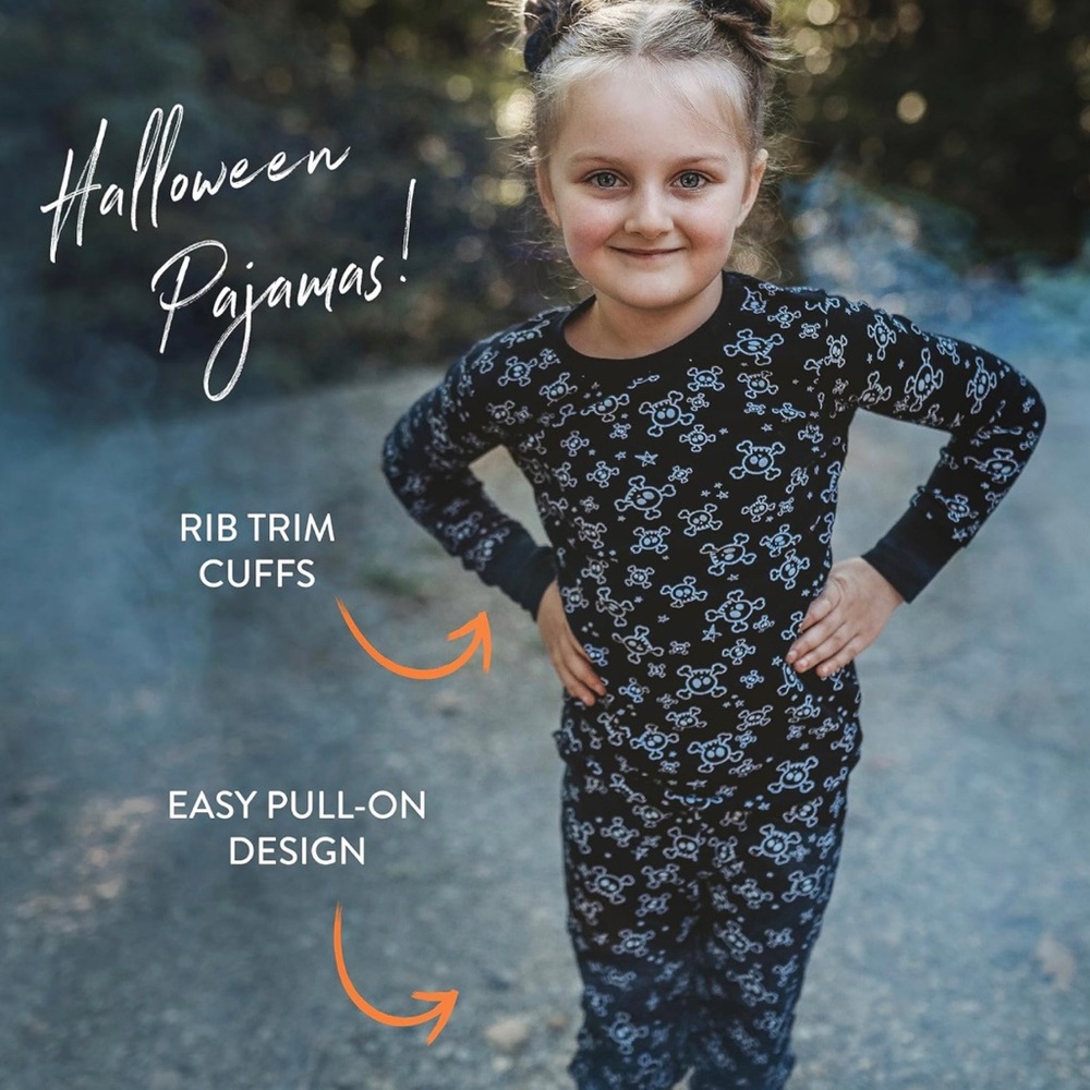 Honest baby 2T Tossed Skulls snug fit pajamas